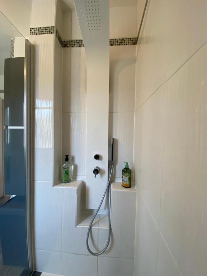 Decouvrez Le Charme Au Coeur De Gap Apartamento Exterior foto