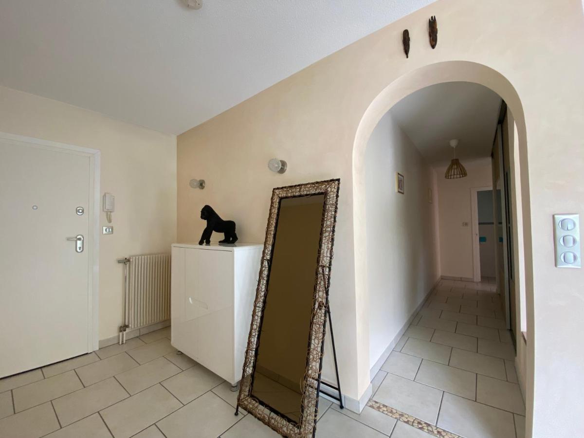 Decouvrez Le Charme Au Coeur De Gap Apartamento Exterior foto