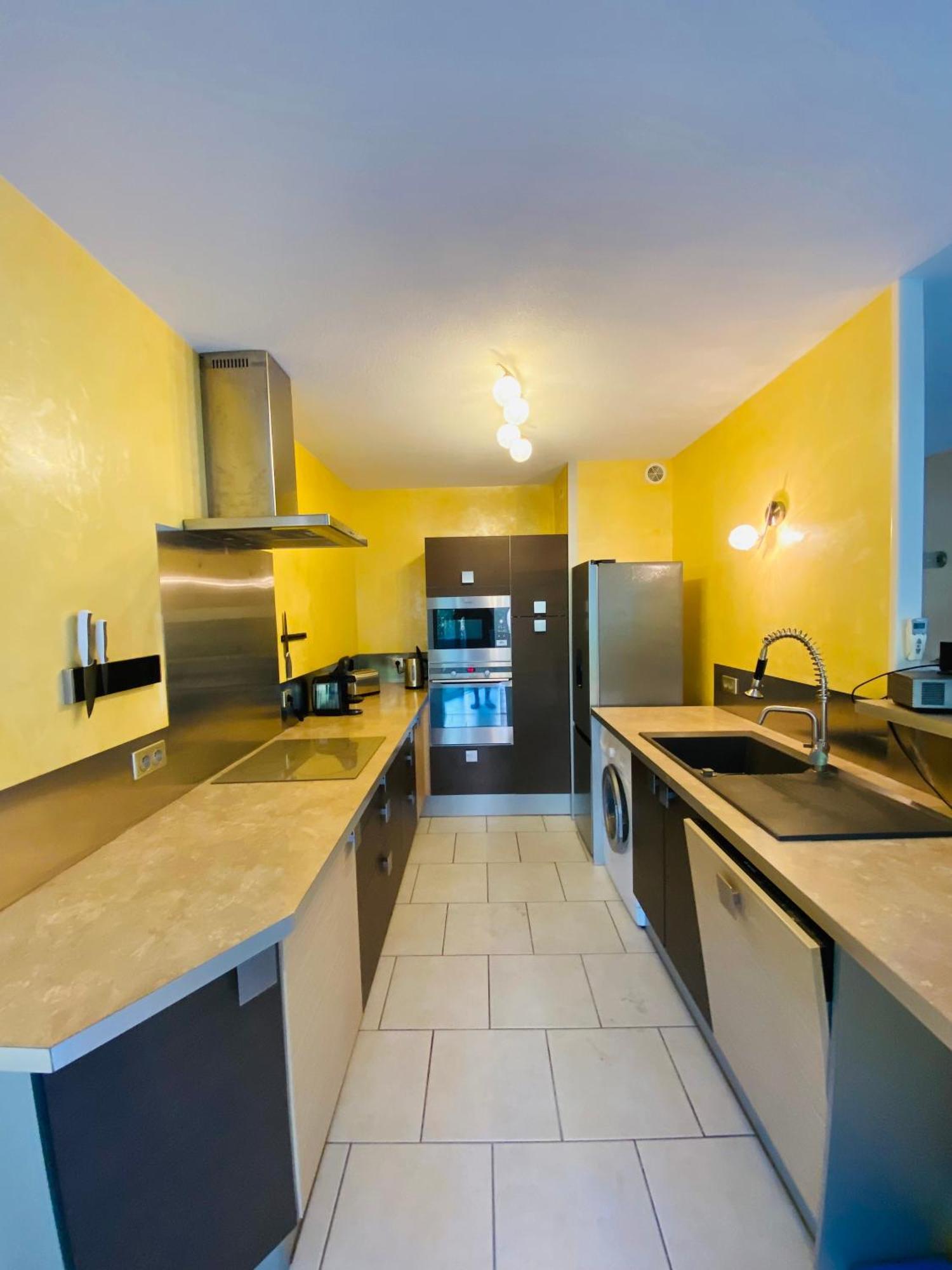 Decouvrez Le Charme Au Coeur De Gap Apartamento Exterior foto