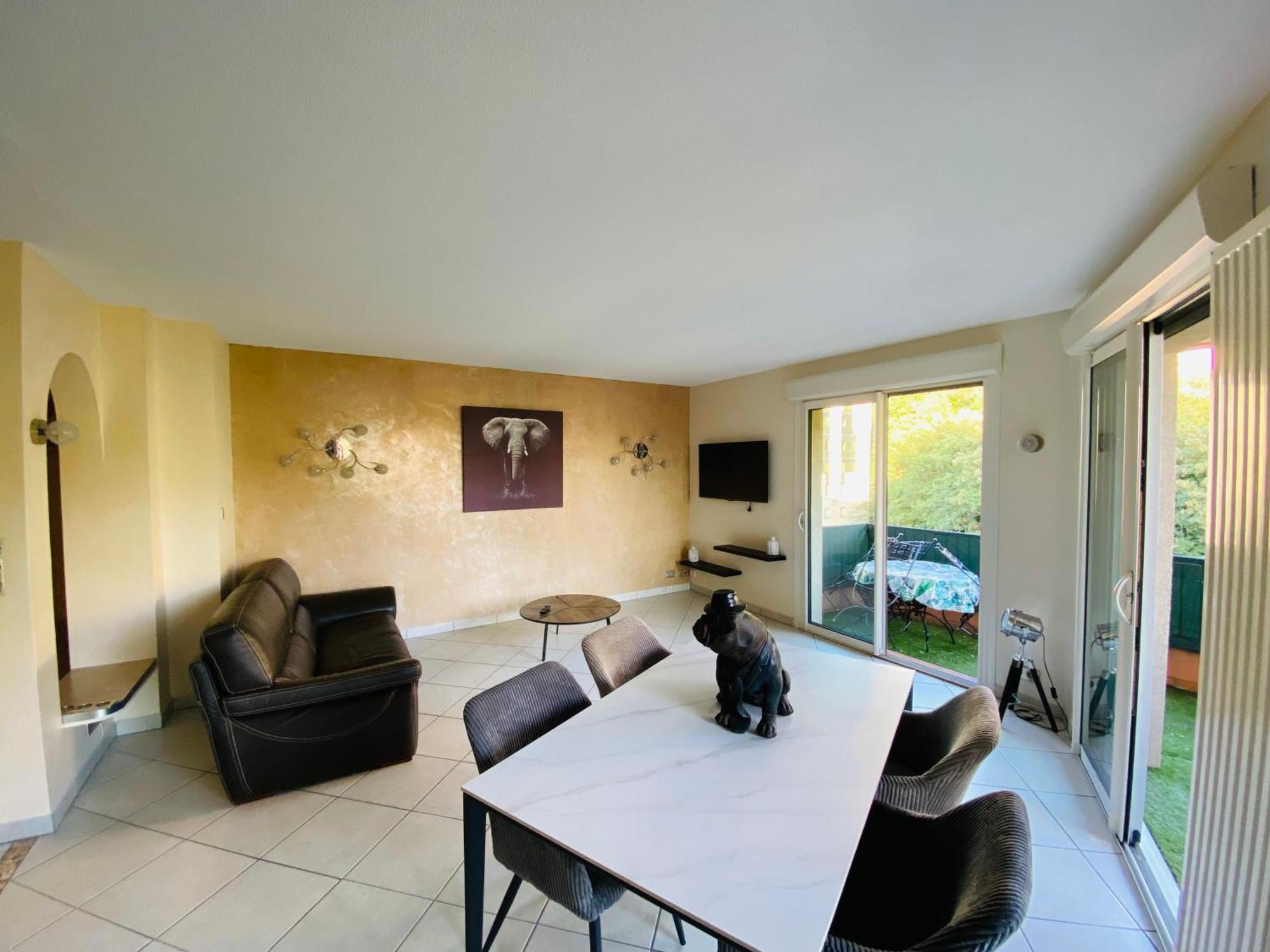 Decouvrez Le Charme Au Coeur De Gap Apartamento Exterior foto